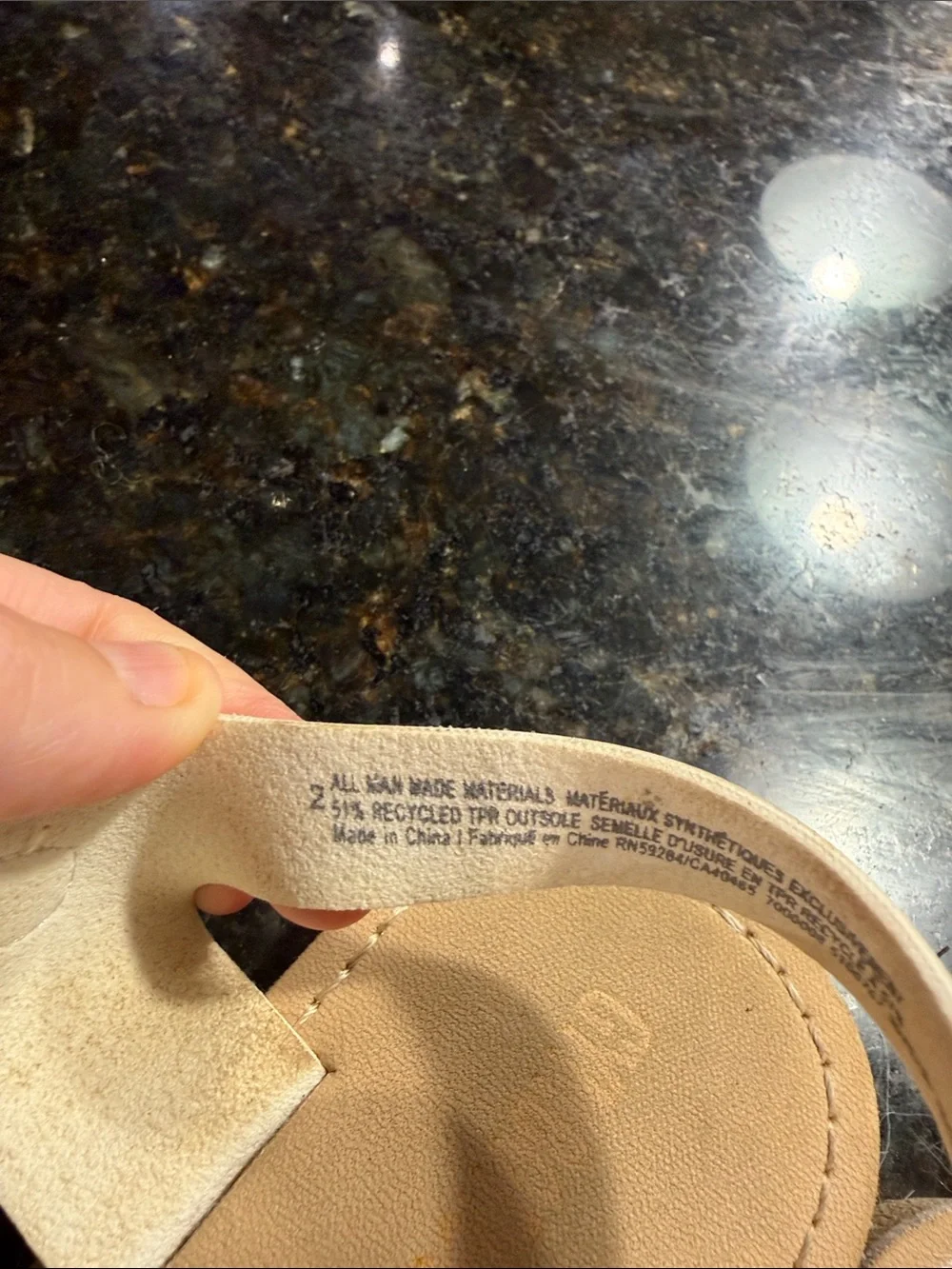 Gymboree glitter gold sandals with Velcro strap Girls Size 2 LIKE NEW